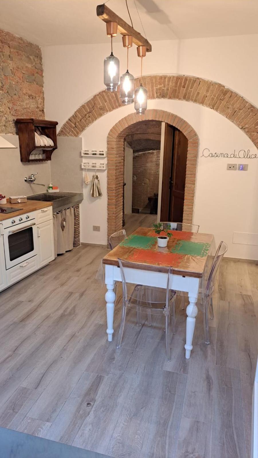 Casina Di Alice Apartment Vinci Exterior photo